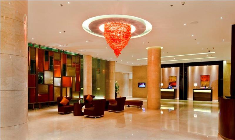 Courtyard By Marriott Kochi Airport Hotel Nedumbassery Exterior foto Lobby